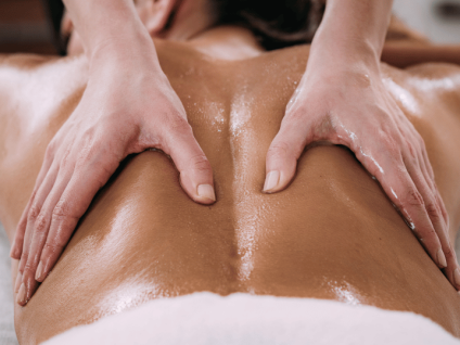 Massage relaxant du dos — Libérer les tensions, retrouver la sérénité